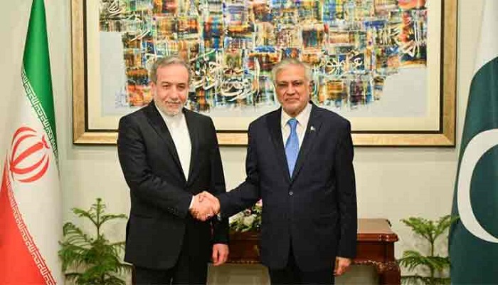 اسحاق ڈار