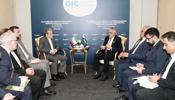 اسحاق ڈار