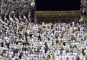 شدید گرمی اور سکیورٹی تدابیر میں مناسک حج کا آغاز
