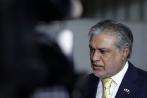 اسحاق ڈار