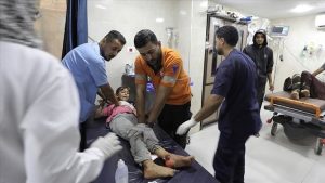 غزہ میں جنگ بندی کے باوجود، صحت و علاج کا شعبہ اب بھی شدید مشکلات سے دوچار ہے۔ محمد ابو عفش، ڈائریکٹر غزہ میڈیکل ریلیف آرگنائزیشن نے کہا ہے کہ ضروری طبی