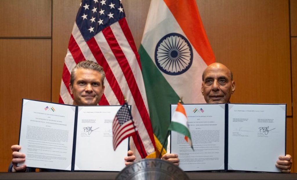 امریکہ اور بھارت کے درمیان 10 سالہ دفاعی معاہدہ طے پا گیا