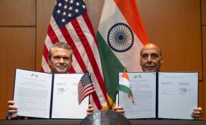 امریکہ اور بھارت کے درمیان 10 سالہ دفاعی معاہدہ طے پا گیا