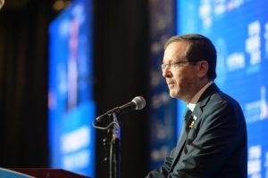 ہم ایک بار پھر تباہی کے دہانے پر پہنچ چکے ہیں:صیہونی صدر